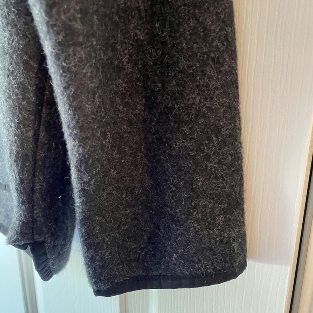 Pullover - Picture 3 of 4